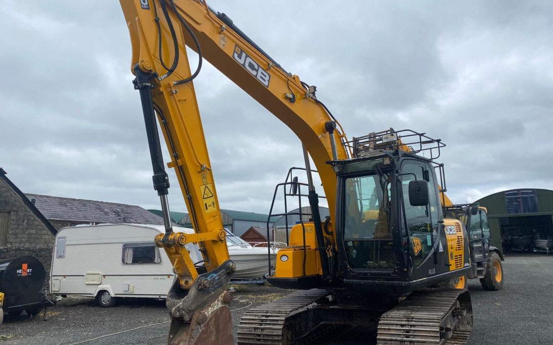 2018 JCB JS130 LC PLUS, One Company Owner From New, 4600 hrs, lovely tight machine in every way , fully Serviced and Work Ready – SOLD!!