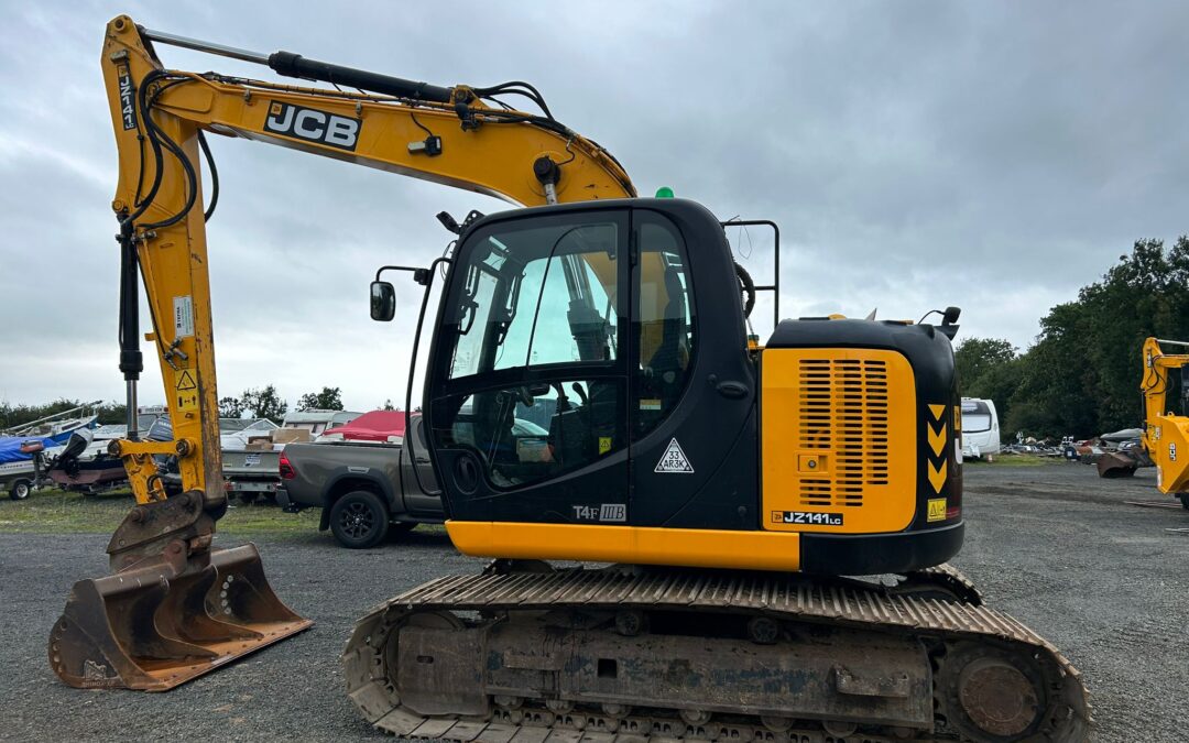 2017 JCB JZ141 LC Zero Swing , One Company Owner From New, 5700 hrs , Fully serviced and work ready. No Adblue.